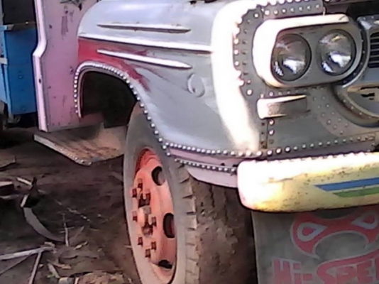 ขายรถเกี่ยวศักดิ์พัฒนา เครื่อง195เทอร์โบอีซูซุ เทรลเลอร6ล้อหัวยาว สภาพร้อมใช้งานเอกสารพร้อม