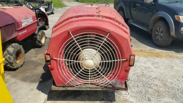 รถพ่นยาการเกษตร