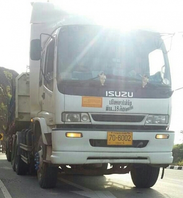 ขาย ราคา 1,580,000บ สิบล้อ หัวลาก 2เพา อีซูซุ 270ปี50 หัว+หาง 3เพา พื้นเรียบ ยาว 12.50ม สภาพดีสวยพร้อมใช้งาน ทะเบียนพร้อมโอน ราคา 1,580,000บ หัว+หาง3เพา