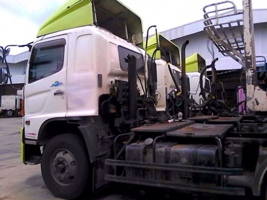 ขายด่วน  รถสิบล้อหัวลาก พร้อมหางพื้นเรียบสามเพลา  HINO  MEGA 320 ปี 49  สภาพดีมาก  พร้อมใช้งาน   เอกสารพร้อม