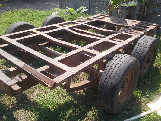 ขายเทเลอร์บรรทุก 4 ล้อ มีแหนบซับทั้ง 4 ล้อ ถูกๆ บรรทุกแบ็คโฮเล็กและรถเกี่ยวข้าวได้ ขายเทเลอร์บรรทุก 4 ล้อ มีแหนบซับทั้ง 4 ล้อ ถูกๆ บรรทุกแบ็คโฮเล็กและรถเกี่ยวข้าวได้