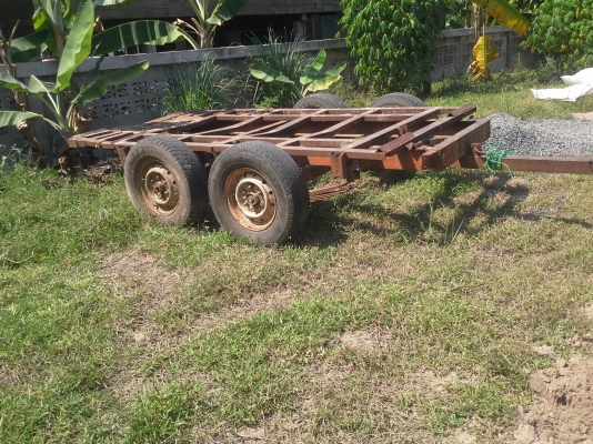 ขายเทเลอร์บรรทุก 4 ล้อ มีแหนบซับทั้ง 4 ล้อ ถูกๆ บรรทุกแบ็คโฮเล็กและรถเกี่ยวข้าวได้ ขายเทเลอร์บรรทุก 4 ล้อ มีแหนบซับทั้ง 4 ล้อ ถูกๆ บรรทุกแบ็คโฮเล็กและรถเกี่ยวข้าวได้