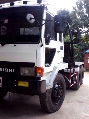 หัวลาก มิตรซู FUSO ปี47 FN527 TG 220โบว์ หัวพร้อมหาง 2เพา พื้นเรียบ12ม สภาพดีสวยบางเดิมทั้งคัน ทะเบียนพร้อมโอน