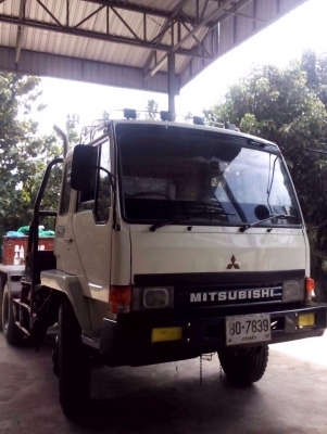 หัวลาก มิตรซู FUSO ปี47 FN527 TG 220โบว์ หัวพร้อมหาง 2เพา พื้นเรียบ12ม สภาพดีสวยบางเดิมทั้งคัน ทะเบียนพร้อมโอน