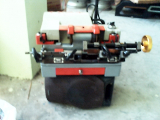 ขายเครื่องกอปปี้ลูกกุญแจ