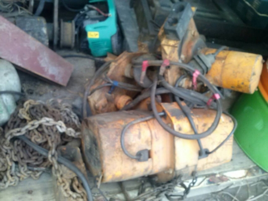 รอกไฟฟ้าHITACHI ขนาด 2.8ตัน พร้อมตัวเดิน รอกไฟฟ้าHITACHI ขนาด 2.8ตัน พร้อมตัวเดิน