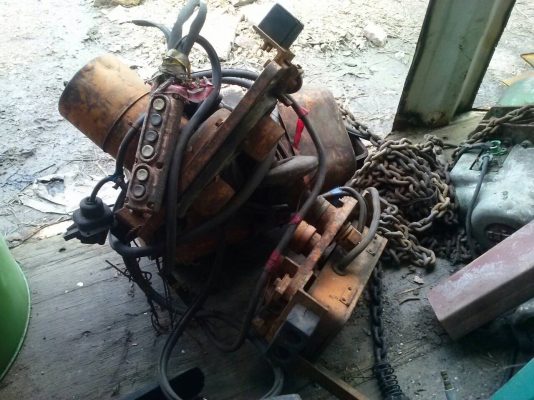 รอกไฟฟ้าHITACHI ขนาด 2.8ตัน พร้อมตัวเดิน รอกไฟฟ้าHITACHI ขนาด 2.8ตัน พร้อมตัวเดิน