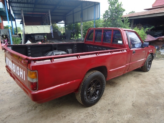 กระบะ  L 200     เอกสารพร้อมโอน  ราคา 53000  คุยได้คับ สนใจติดต่อ  089 5389447  และ 084 9028075  Line ID   0849028075