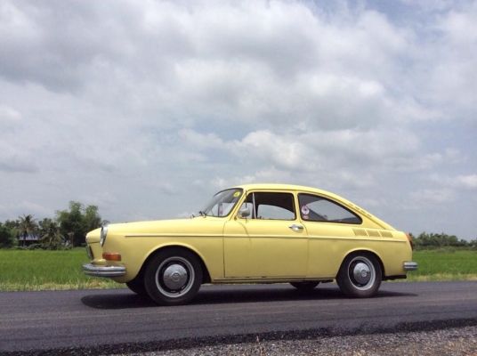 ขายเหมาๆ รถสะสม 2 คัน รถพร้อมใช้ พร้อมโอน ภาษีเต็ม ราคาพิเศษ ฿260,000