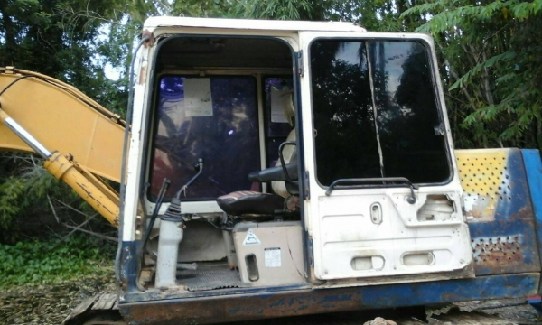 ขาย KOMATSU PC120-5 เก่าใน สภาพพร้อมใช้ มีใบอินวอย สนใจโทร 089-3818694 ดวงนภา ขาย KOMATSU PC120-5 เก่าใน สภาพพร้อมใช้ มีใบอินวอย สนใจโทร 089-3818694 ดวงนภา