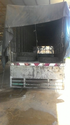 ขายด่วนๆ กะบะคาโก้ยาว 7.20ม ยกลงจาก ฮีโน่ FG ยาว 7.20ม กะบะทั้งลูกพร้อมเหล็กแผงข้าง ครับ ราคา 38,000บ  ด่วนๆ