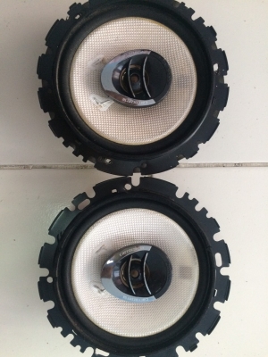 ลำโพง Pioneer TS-F1600 2ทาง 6.5นิ้ว 120W กรวยเคฟล่า กลางแหลมชัด เบสนุ่ม มือ2 ญี่ปุ่น