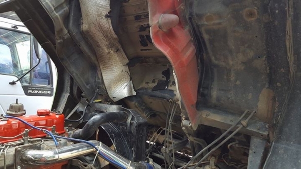 ISUZU 240นางฟ้าแท้ ดั้ม ISUZU 240นางฟ้าแท้ ดั้ม