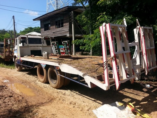 ขายเทรลเลอร์KT925 เครื่องEH700 168แรง มีระบบบันไดไฮดรอลิกขึ้นรถเกี่ยว สภาพพร้อมใช้งาน เอกสารพร้อมโอน สนใจโทร 090-8588220คุณนะ 093-3258446คุณบิว หรือเข้าดูสินค้าอื่นๆได้ที่ www.truck.in.th/498 หรือเพจFacebook ณรงค์ ซื้อขายรถมือสอง (เว็บไซต์ส่วนตัว) หรือFac