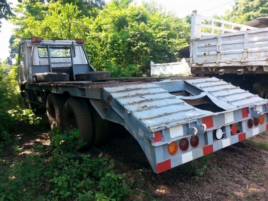 ขายเทรลเลอร์ NISSAN 260แรง หางใหญ่ขึ้นPC200ได้สบาย สภาพพร้อมใช้งาน เอกสารพร้อมโอน สนใจโทร 090-8588220คุณนะ 093-3258446คุณบิว หรือเข้าดูสินค้าอื่นๆได้ที่ www.truck.in.th/498 หรือเพจFacebook ณรงค์ ซื้อขายรถมือสอง (เว็บไซต์ส่วนตัว) หรือFacebook ตลาดรถมือสอง