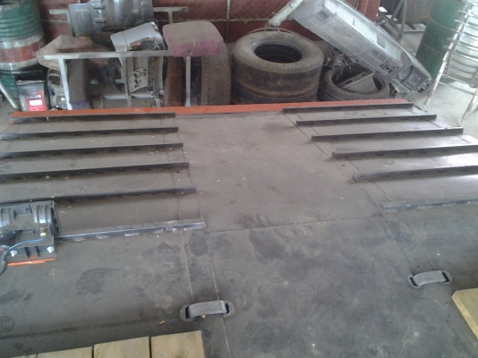 ขายไปมุกดาหารรับรถกับบ้านเรียบร้อยคับ 690000  บาท ขายสิบล้อ ฮีโน่ ซูโม่ em100 เครื่อง 220 แรงม้า ยางดีสิบเส้น