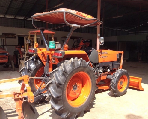 ขายรถไถKubota L4508DI Special(4WD) พร้อมใบมีดหน้าและผานบุกเบิกช้าง รถพร้อมใช้งาน
