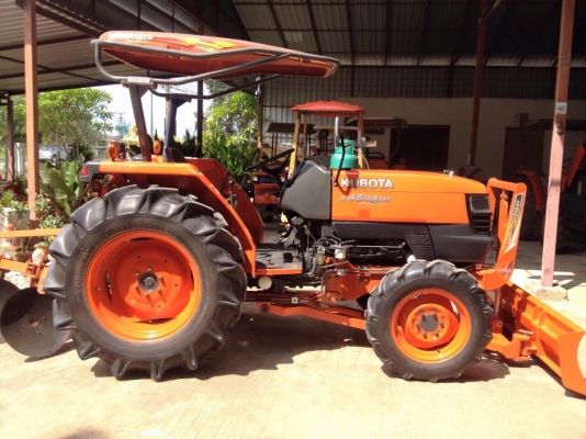 ขายรถไถKubota L4508DI Special(4WD) พร้อมใบมีดหน้าและผานบุกเบิกช้าง รถพร้อมใช้งาน ขายรถไถKubota L4508DI Special(4WD) พร้อมใบมีดหน้าและผานบุกเบิกช้าง รถพร้อมใช้งาน