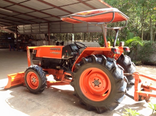 ขายรถไถKubota L4508DI Special(4WD) พร้อมใบมีดหน้าและผานบุกเบิกช้าง รถพร้อมใช้งาน ขายรถไถKubota L4508DI Special(4WD) พร้อมใบมีดหน้าและผานบุกเบิกช้าง รถพร้อมใช้งาน