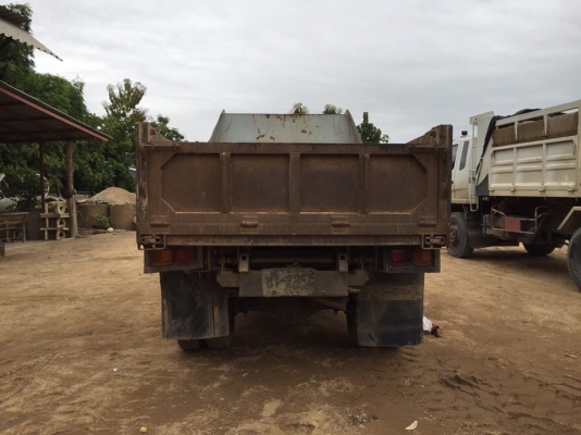 รถหกล้อ HINO FD 1H เครื่องยนต์ HINO HO6C 205 แรงม้า มีแอร์ มี ทะเบียนครบ ราคา 750,000 บาท.