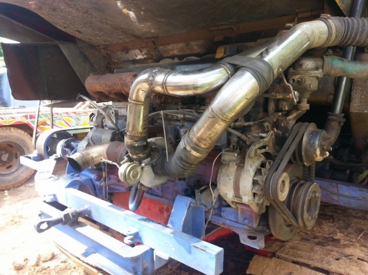 ขายรถเกี่ยวข้าว เกษตรพัฒนา รุ่นไอ้หนุ่มไวไฟ ตัวเดินช่วงล่าง200 เครื่อง6D17 210แรง ปั๊มอิตั้นเบอร์22 วางดาวน์50\% สนใจโทร 090-8588220คุณนะ 093-3258446คุณบิว หรือเข้าดูสินค้าอื่นๆได้ที่ www.truck.in.th/498 หรือเพจFacebook ณรงค์ ซื้อขายรถมือสอง (เว็บไซต์ส่วนต