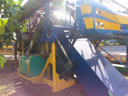 ขายรถเกี่ยวข้าว เกษตรพัฒนา รุ่นไอ้หนุ่มไวไฟ ตัวเดินช่วงล่าง200 เครื่อง6D17 210แรง ปั๊มอิตั้นเบอร์22 วางดาวน์50\% สนใจโทร 090-8588220คุณนะ 093-3258446คุณบิว หรือเข้าดูสินค้าอื่นๆได้ที่ www.truck.in.th/498 หรือเพจFacebook ณรงค์ ซื้อขายรถมือสอง (เว็บไซต์ส่วนต