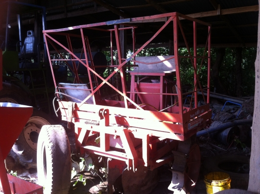 ขายเครื่องปลูกอ้อย ร่องคู่ ของไคเฮงหลี