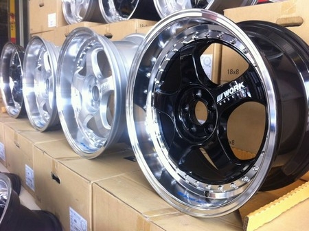 ล้อ S1C ขอบ18 หน้า8 หลัง9 ราคาวงละ 5,500 บาท