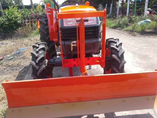 บัญชาแทรคเตอรจัดให้ครับกับชุดพิเศษราคาเบาๆกับL 4508DIspecial