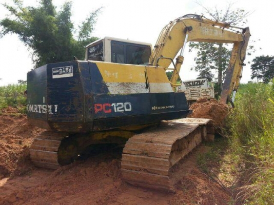 ขายแบคโค KOBELCO 120-5 ไฟฟ้าเต็ม แอร์เย็น ทำงานเร็ว เอวแน่น สภาพพร้อมใช้งาน เอกสารใบอินวอร์ย สนใจโทร 090-8588220คุณนะ 093-3258446คุณบิว หรือเข้าดูสินค้าอื่นๆได้ที่ www.truck.in.th/498 หรือเพจFacebook ณรงค์ ซื้อขายรถมือสอง (เว็บไซต์ส่วนตัว) หรือFacebook ตล