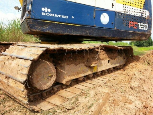 ขายแบคโค KOBELCO 120-5 ไฟฟ้าเต็ม แอร์เย็น ทำงานเร็ว เอวแน่น สภาพพร้อมใช้งาน เอกสารใบอินวอร์ย สนใจโทร 090-8588220คุณนะ 093-3258446คุณบิว หรือเข้าดูสินค้าอื่นๆได้ที่ www.truck.in.th/498 หรือเพจFacebook ณรงค์ ซื้อขายรถมือสอง (เว็บไซต์ส่วนตัว) หรือFacebook ตล