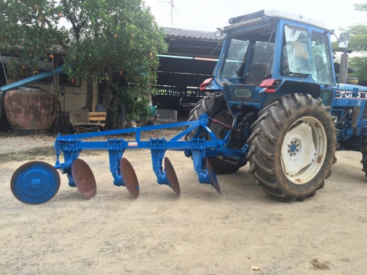 ขาย Ford 8210 ZF เก่านอก เ พร้อมเสร็จอุปกรณ์ ผาน 4 ไคเฮงหลี สอบถามได้ที่ 081-197-8548