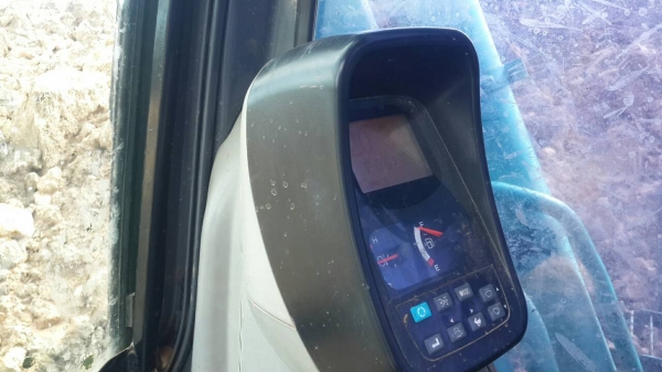 แบ๊คโครKOBELCO 200-8 YN-11 พร้อมใช้ เอกสารเล่มทะเบียน เอวแน่น ทำงานเร็ว บูม-อาร์มสวย ดูรถที่ อ.ประทาย จ.นครราชสีมา ราคา 1750000 บาท ติดต่อได้ที่0857698049 0887115178 ID LINE ps5599