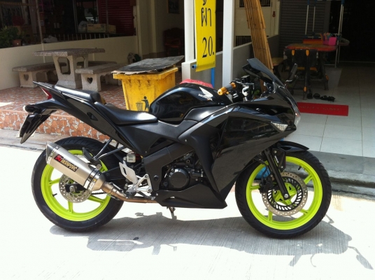 ขาย cbr150iสีดำแต่งสวยๆ ปี2013 ราคา 45,000 บาท ขาย cbr150iสีดำแต่งสวยๆ ปี2013 ราคา 45,000 บาท
