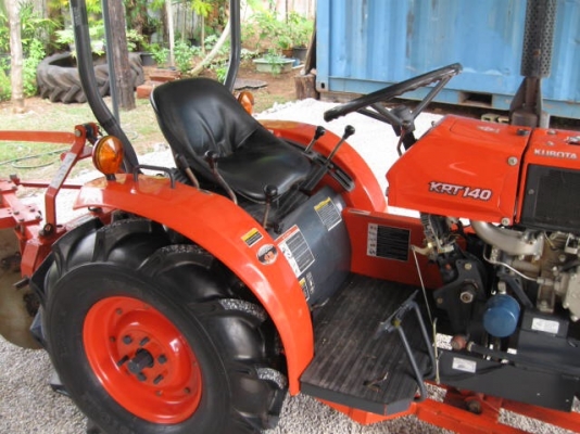 ขายKUBOTA KRT140-Plus พร้อมอุปกรณ์ มีเล่มทะเบียน สภาพสวยงามมาก