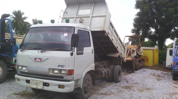 ขายด่วนรถดั้ม6 ล้อFC2Wเครือง120แรงปี37รถเครืองดีครั้ชซีสวย