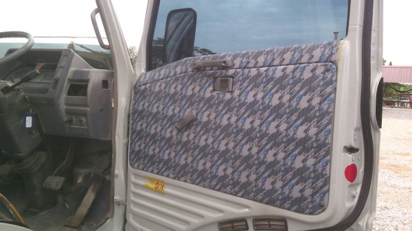 ขายด่วนรถดั้ม6 ล้อFC2Wเครือง120แรงปี37รถเครืองดีครั้ชซีสวย