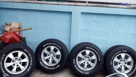 BF Goodrich All-terrain 265/ 70 /R16 ปี 4211 พร้อมแม็ก มิตซูพลัส 9500