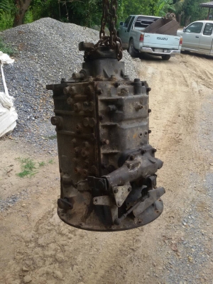 ขายเกียร์ อีซูสุ 210 5 เกียร์เดินหน้า พร้อมเกียร์ฝาก พร้อมสโลกลาง เพลาพร้อมครบชุด