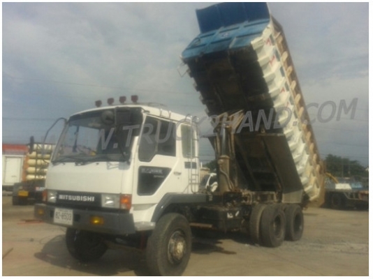 ( ขายแล้ว ) รถบรรทุก 10 ล้อดัมพ์ 2 เพลา Mitsubishi fuso 527s 220 แรงม้า เทอร์โบ กระบะท้องเรือ
