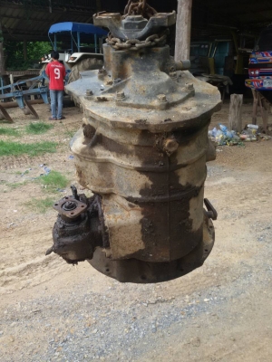 ขายเกียร์ อีซูสุ 210 5 เกียร์เดินหน้า พร้อมเกียร์ฝาก พร้อมสโลกลาง เพลาพร้อมครบชุด