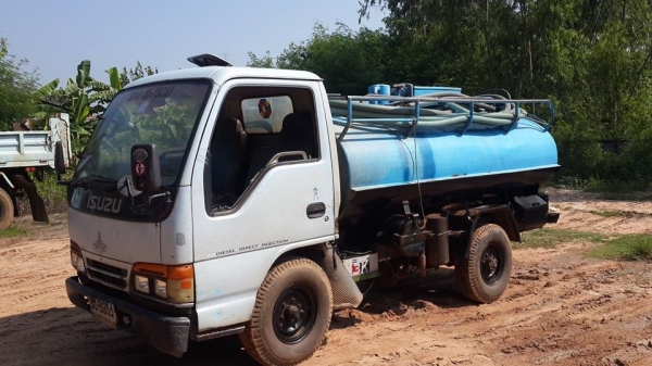 ขายรถบรรทุกน้ำ อีซูซุ NKR88 ปี43 ระบบปั๊มดูด รถห้างแท้ ถังดีไม่ผุ เอกสารเล่มทะเบียนพร้อมโอน ขายรถบรรทุกน้ำ อีซูซุ NKR88 ปี43 ระบบปั๊มดูด รถห้างแท้ ถังดีไม่ผุ เอกสารเล่มทะเบียนพร้อมโอน