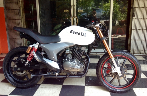 มาใหม่ รถป้ายแดงออกห้าง RKV200 แต่งแนวๆ