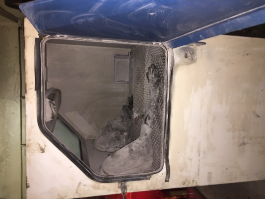 ขายเครื่องยิงทรายพร้อมหัวพ่นของใต้หวันระบบลมสภาพสวย