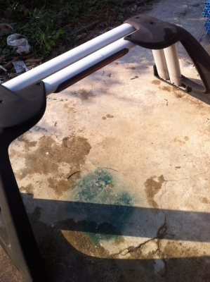 โรลบาร์ เหล็ก ยูริเทนค้ำ Carry boy แท้ กว้าง 150 cm + 4 cm.(วัดจากกลางรูน๊อตรูปไข่ฝั่งซ้ายถึงฝั่งขวา ใส่น๊อตใหญ่4ตัว ) ส่งของบางนาครับ