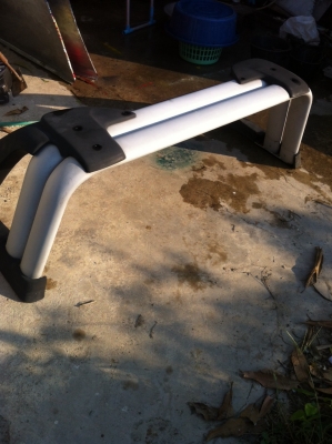 โรลบาร์ เหล็ก ยูริเทนค้ำ Carry boy แท้ กว้าง 150 cm + 4 cm.(วัดจากกลางรูน๊อตรูปไข่ฝั่งซ้ายถึงฝั่งขวา ใส่น๊อตใหญ่4ตัว ) ส่งของบางนาครับ