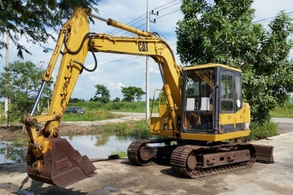 ขายด่วนรถแม็คโครCAT-E70B ซีเรียสูงชั่วโม่งทำงานน้อย รถนอกเพิ่งนำเข้ายังไม่เคยใช้งาน ในเมืองไทยเลย