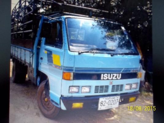 ขาย 6ล้อNKR   110 แรงห้างเเท้ปี32 เอกสารพร้อมโอน