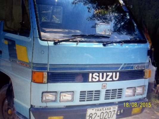 ขาย 6ล้อNKR   110 แรงห้างเเท้ปี32 เอกสารพร้อมโอน