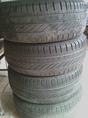 ขายยางขอบ15รวม800บาท